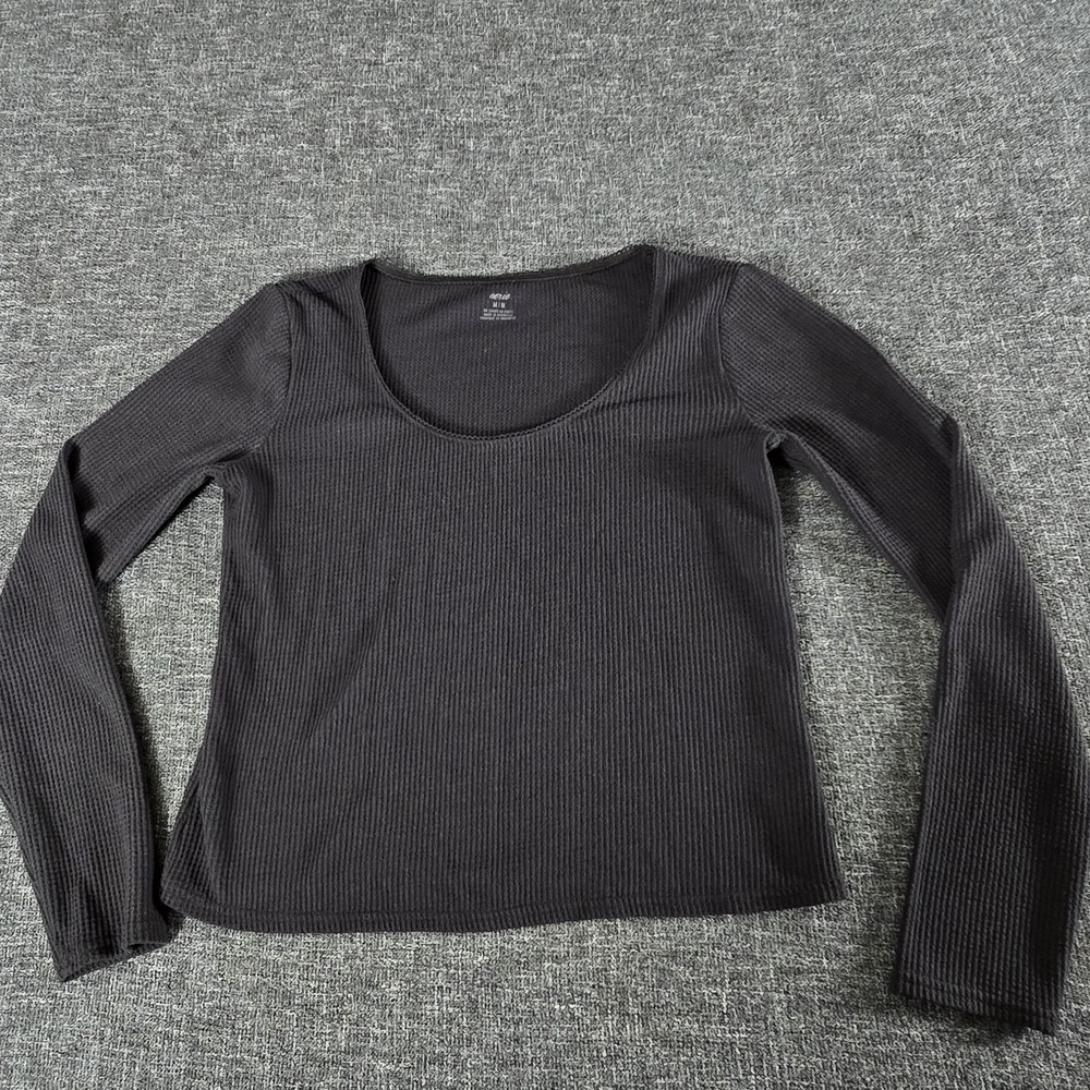 Aerie Gray Waffle Knit Long Sleeve Shirt Womens Medium Scoop Neck 07/23 1393